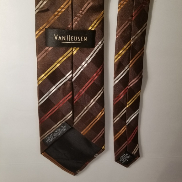 Striped silk Van heusen necktie - Picture 3 of 5